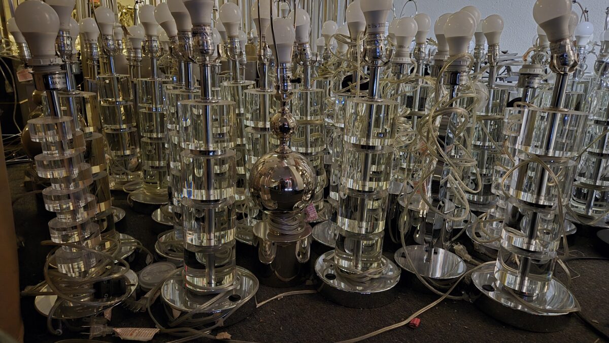 27-inch Swift Clear Crystal Table Lamp - 13.5"x13.5"x26.5